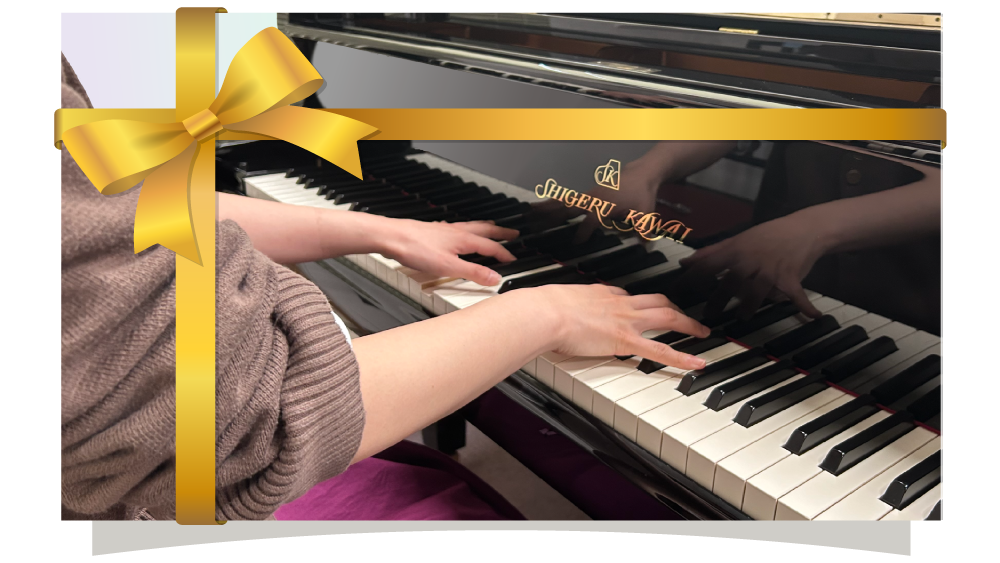 ピアノ演奏中の画像